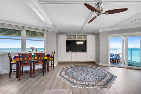 Condo in Longboat Key, Florida, 2 bedrooms  № 2196158 - photo 11