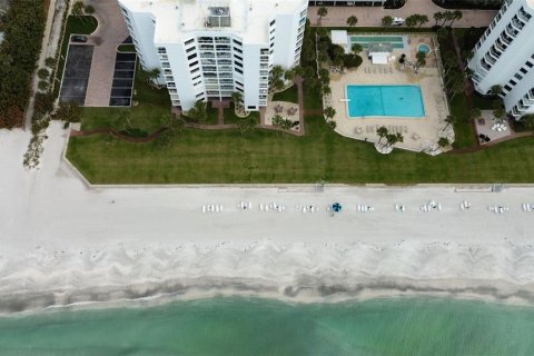 Condo in Longboat Key, Florida, 2 bedrooms  № 2196158 - photo 2