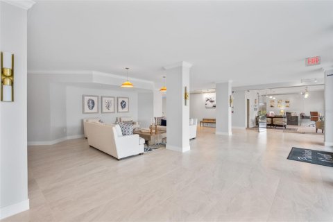 Condo in Longboat Key, Florida, 2 bedrooms  № 2196158 - photo 25
