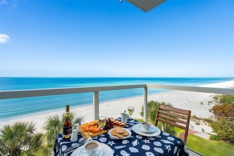 Condo in Longboat Key, Florida, 2 bedrooms  № 2196158 - photo 30