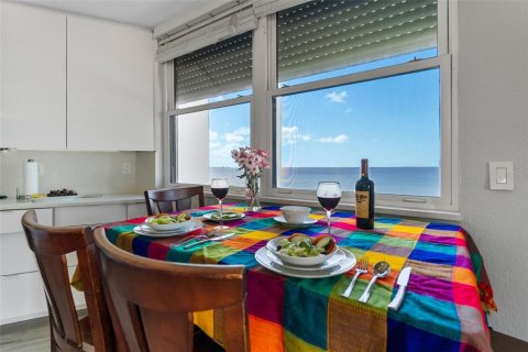 Condo in Longboat Key, Florida, 2 bedrooms  № 2196158 - photo 15