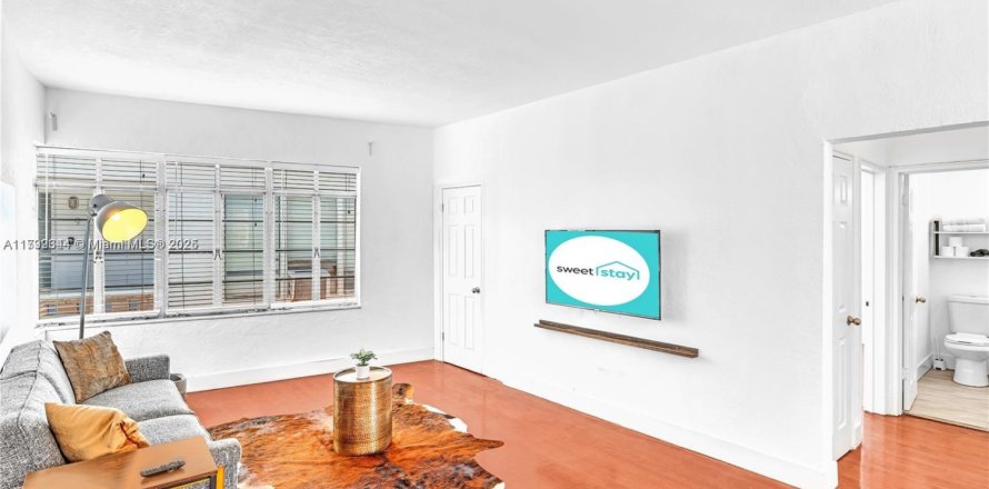 Apartamento en Miami Beach, Florida 1 dormitorio, 65.03 m2 № 1937260