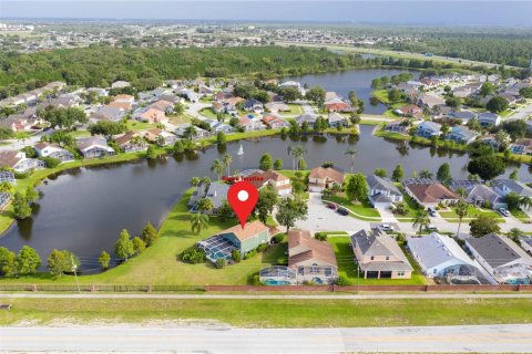 Casa en venta en Kissimmee, Florida, 4 dormitorios, 187.76 m2 № 1873500 - foto 4