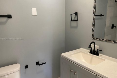 Adosado en venta en Homestead, Florida, 3 dormitorios, 111.48 m2 № 1818228 - foto 22