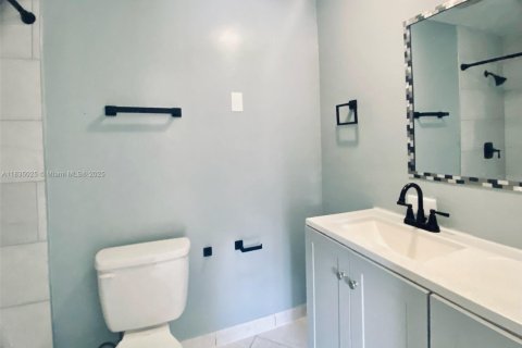 Adosado en venta en Homestead, Florida, 3 dormitorios, 111.48 m2 № 1818228 - foto 21