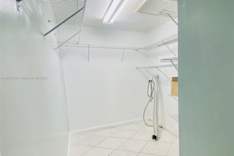 Adosado en venta en Homestead, Florida, 3 dormitorios, 111.48 m2 № 1818228 - foto 26