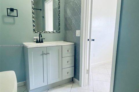 Adosado en venta en Homestead, Florida, 3 dormitorios, 111.48 m2 № 1818228 - foto 19