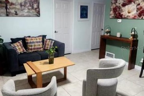 Villa ou maison à louer à Pinellas Park, Floride: 2 chambres, 67.35 m2 № 2414974 - photo 12