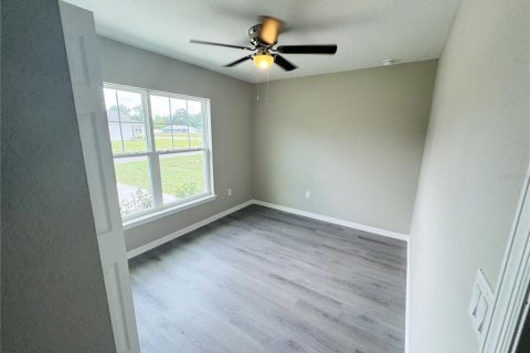 House in Belleview, Florida 3 bedrooms, 109.72 sq.m. № 2229709 - photo 8