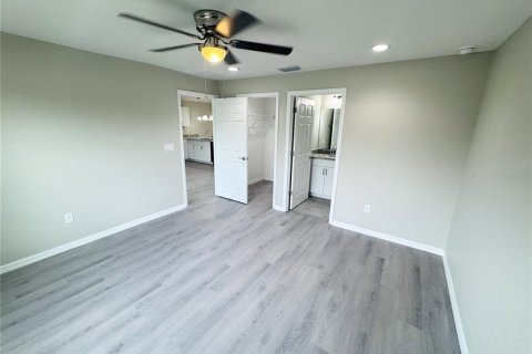 House in Belleview, Florida 3 bedrooms, 109.72 sq.m. № 2229709 - photo 6
