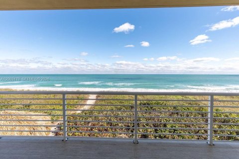 Condominio en venta en Hutchinson Island South, Florida, 2 dormitorios, 143.26 m2 № 2170414 - foto 27