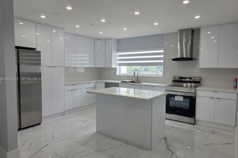 Купить виллу или дом в Майами, Флорида 4 спальни, 257.99м2, № 2085416 - фото 9