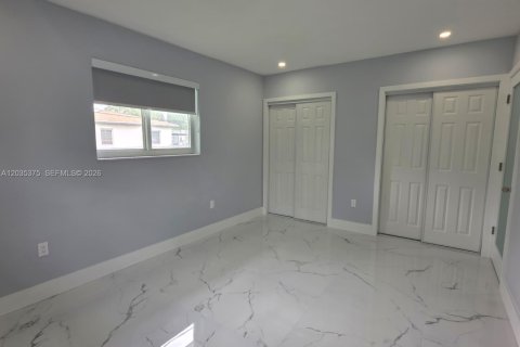 Купить виллу или дом в Майами, Флорида 4 спальни, 257.99м2, № 2085416 - фото 17
