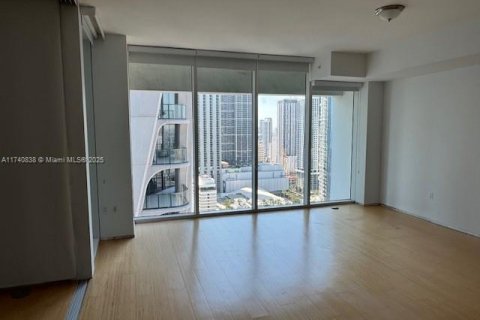 Купить кондоминиум в Майами, Флорида 1 спальня, 75.07м2, № 1709745 - фото 2