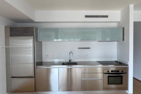 Купить кондоминиум в Майами, Флорида 1 спальня, 75.07м2, № 1709745 - фото 4