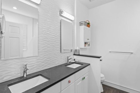 Touwnhouse à vendre à Vero Beach, Floride: 3 chambres, 173.45 m2 № 2087410 - photo 10