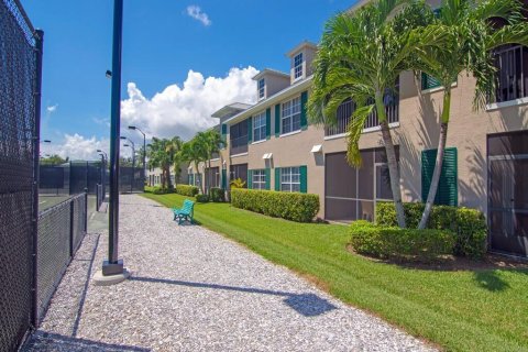 Touwnhouse à vendre à Vero Beach, Floride: 3 chambres, 173.45 m2 № 2087410 - photo 24