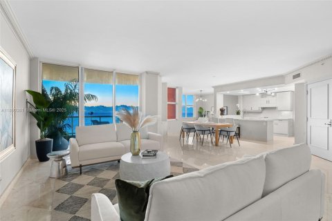 Condominio en alquiler en Fort Lauderdale, Florida, 3 dormitorios, 201.78 m2 № 2022463 - foto 14