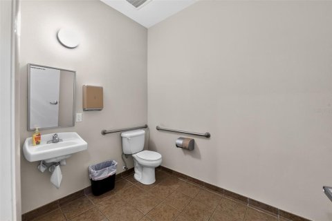 Commercial property in Saint Petersburg, Florida 276.94 sq.m. № 2232033 - photo 14