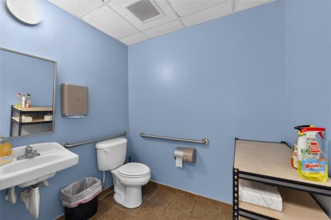Commercial property in Saint Petersburg, Florida 276.94 sq.m. № 2232033 - photo 15