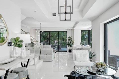Condominio en venta en Fort Lauderdale, Florida, 3 dormitorios, 214.23 m2 № 2288638 - foto 4