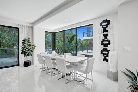 Condominio en venta en Fort Lauderdale, Florida, 3 dormitorios, 214.23 m2 № 2288638 - foto 2