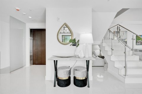 Condominio en venta en Fort Lauderdale, Florida, 3 dormitorios, 214.23 m2 № 2288638 - foto 21