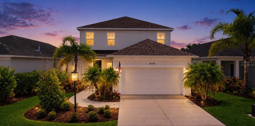House in Parrish, Florida 3 bedrooms, 200.11 sq.m. № 2259040