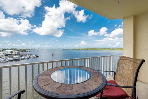 Condominio en venta en Saint Petersburg, Florida, 1 dormitorio, 47.01 m2 № 1720871 - foto 27