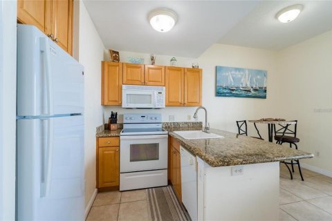 Condominio en venta en Saint Petersburg, Florida, 1 dormitorio, 47.01 m2 № 1720871 - foto 8