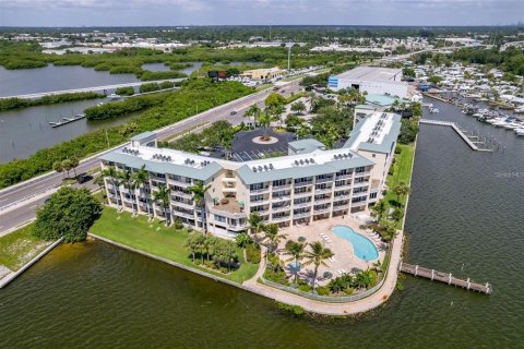 Condominio en venta en Saint Petersburg, Florida, 1 dormitorio, 47.01 m2 № 1720871 - foto 19