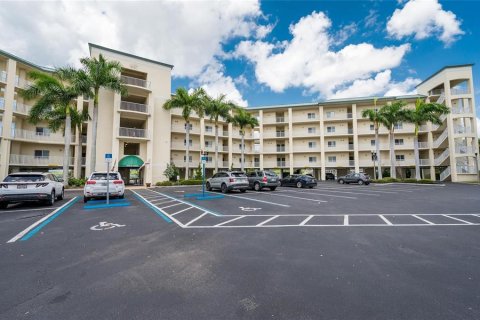 Condominio en venta en Saint Petersburg, Florida, 1 dormitorio, 47.01 m2 № 1720871 - foto 22