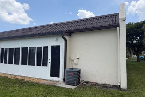 Copropriété à vendre à West Palm Beach, Floride: 2 chambres, 140.47 m2 № 2261028 - photo 3
