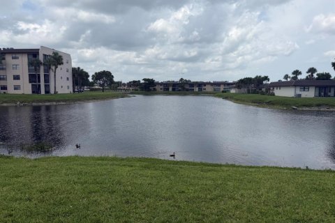 Copropriété à vendre à West Palm Beach, Floride: 2 chambres, 140.47 m2 № 2261028 - photo 2