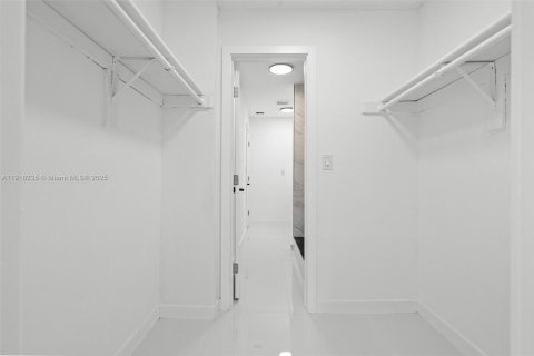 Townhouse in Miami Gardens, Florida 3 bedrooms, 107.02 sq.m. № 1973977 - photo 21