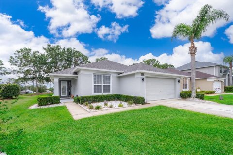 House in Haines City, Florida 4 bedrooms, 145.58 sq.m. № 2287810