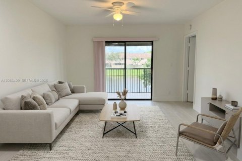 Condo in Sunrise, Florida, 2 bedrooms  № 2401267 - photo 13