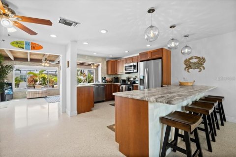 Villa ou maison à louer à Sarasota, Floride: 3 chambres, 158.31 m2 № 1525766 - photo 13