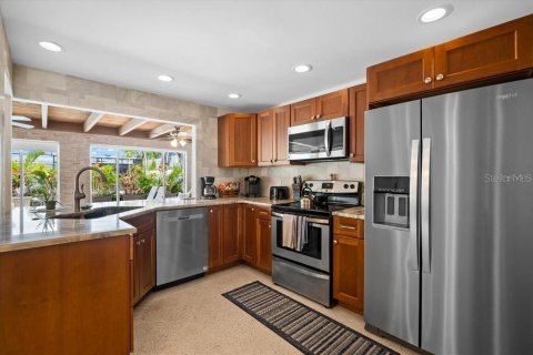 Villa ou maison à louer à Sarasota, Floride: 3 chambres, 158.31 m2 № 1525766 - photo 15