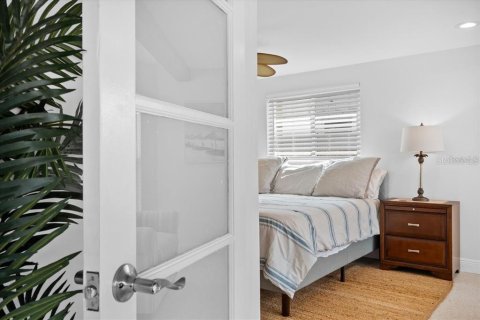 Villa ou maison à louer à Sarasota, Floride: 3 chambres, 158.31 m2 № 1525766 - photo 30