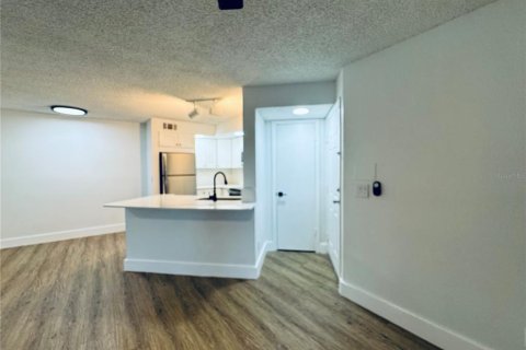 Apartment in Orlando, Florida 1 bedroom, 68.28 sq.m. № 2207378 - photo 3