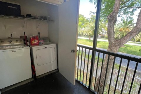 Copropriété à vendre à Miami, Floride: 1 chambre, 54.63 m2 № 1985459 - photo 12