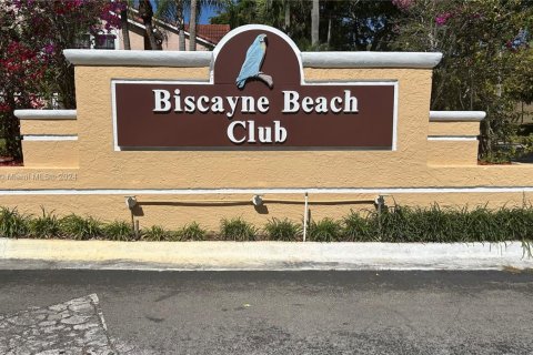 Copropriété à vendre à Miami, Floride: 1 chambre, 54.63 m2 № 1985459 - photo 1