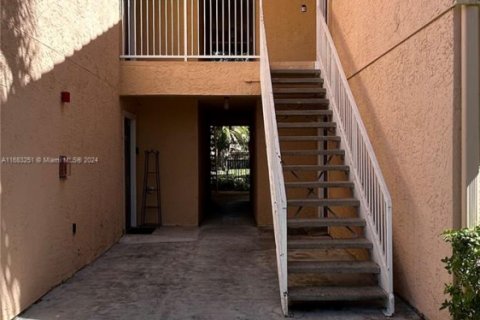 Copropriété à vendre à Miami, Floride: 1 chambre, 54.63 m2 № 1985459 - photo 7