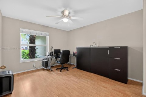Casa en venta en Weston, Florida, 5 dormitorios, 242.85 m2 № 1790252 - foto 6
