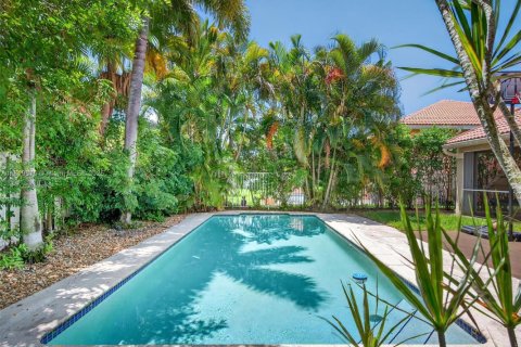Casa en venta en Weston, Florida, 5 dormitorios, 242.85 m2 № 1790252 - foto 29