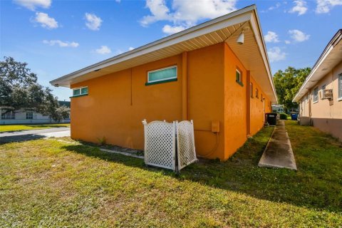 Commercial property in Clearwater, Florida 191.29 sq.m. № 2226602 - photo 11
