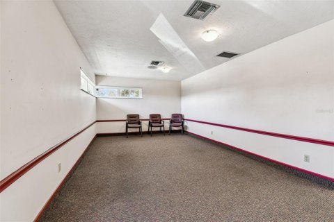 Commercial property in Clearwater, Florida 191.29 sq.m. № 2226602 - photo 14