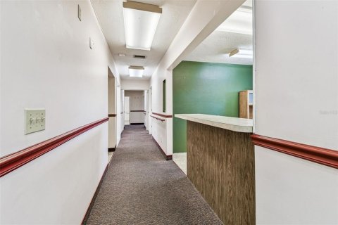 Commercial property in Clearwater, Florida 191.29 sq.m. № 2226602 - photo 18
