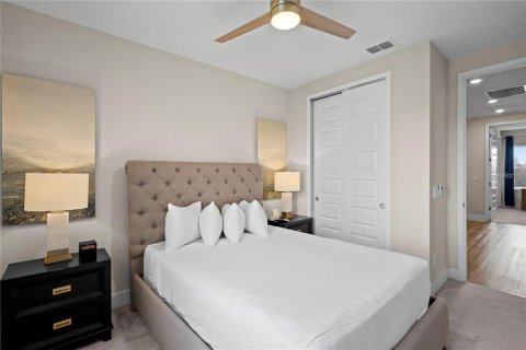 Townhouse in Four Corners, Florida 3 bedrooms, 154.12 sq.m. № 1767650 - photo 18